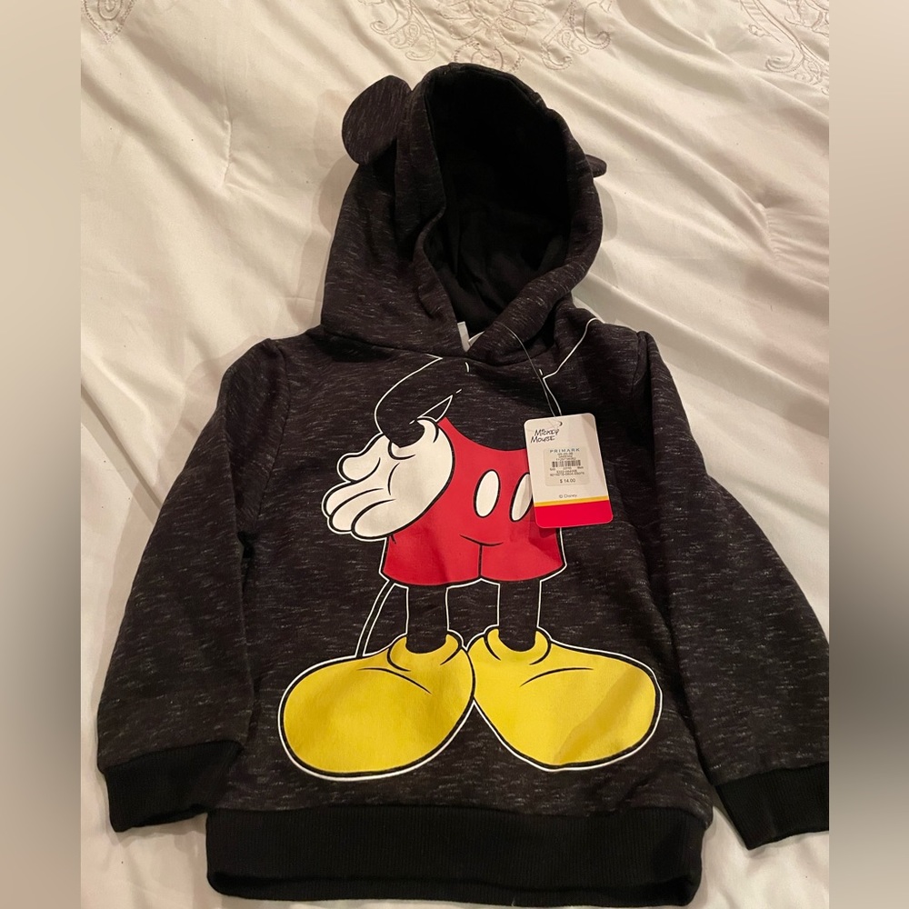 Boys Disney from Primark sweatshirt. Size 2-3. Never worn, tags still on.